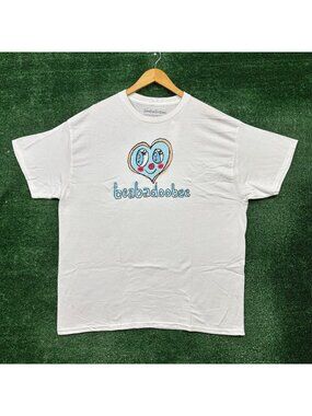 Beabadoobee Heart Eyes Rock T-Shirt Size XL